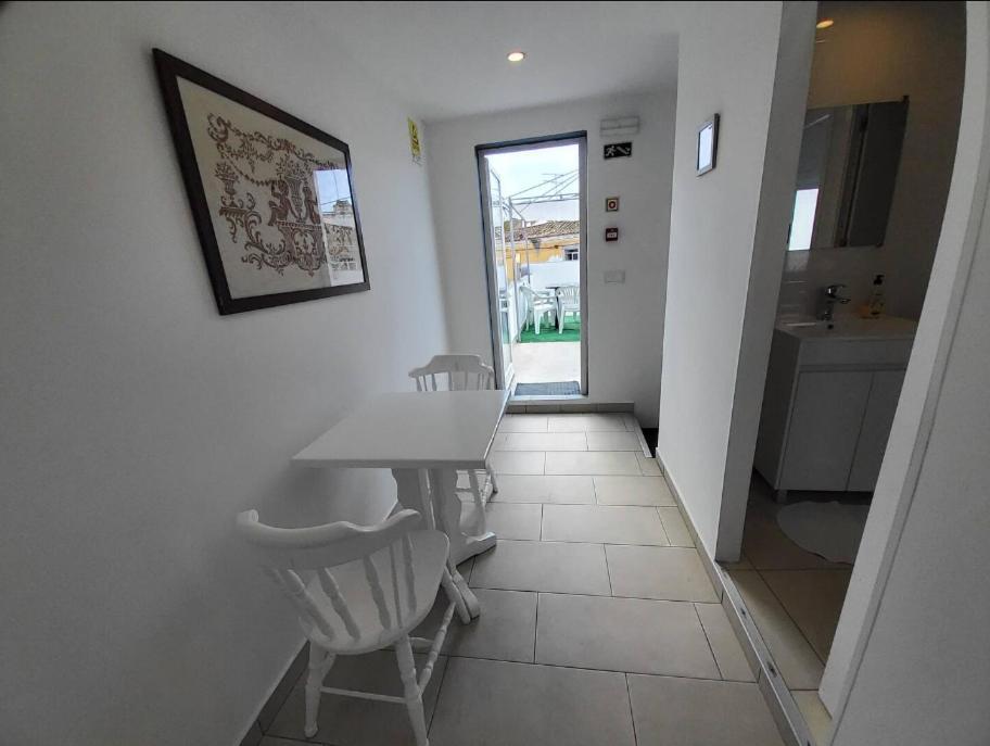 Blife Faro City Life Private Rooms ภายนอก รูปภาพ